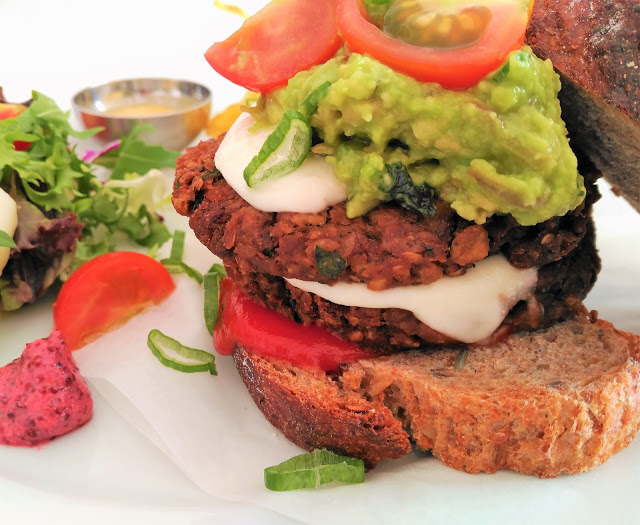 veggie-burger-healthy-vegan